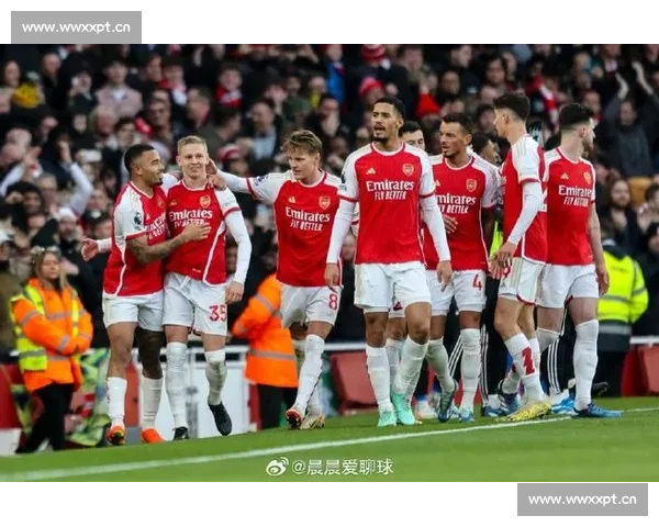 英超新赛季激战正酣 曼联利物浦阿森纳争冠之路充满悬念 - 副本